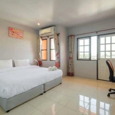 Luna Guesthouse And Travel Rawai Extérieur photo