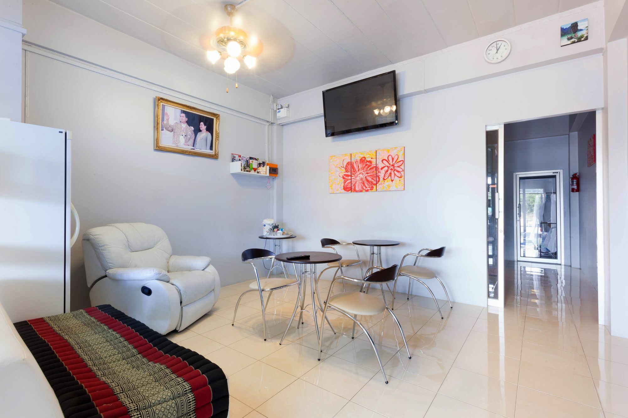 Luna Guesthouse And Travel Rawai Extérieur photo