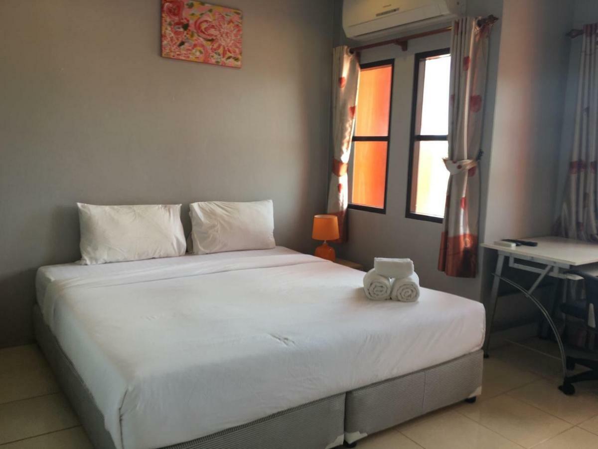 Luna Guesthouse And Travel Rawai Extérieur photo