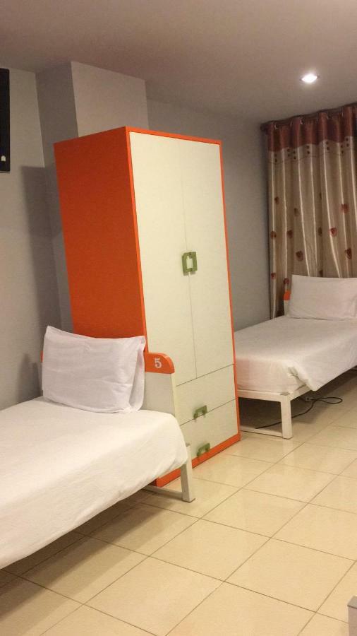 Luna Guesthouse And Travel Rawai Extérieur photo